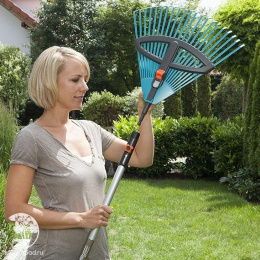 Грабли Gardena пластиковые веерные регулируемые (насадка для комбисистемы)