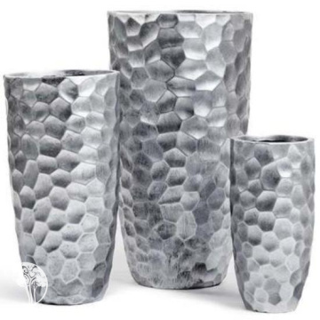 Фото Кашпо TREEZ Ergo Comb Высокий закругленный конус Состаренное серебро