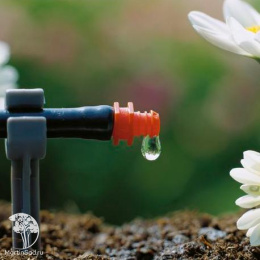 Шланг сочащийся для наземной прокладки Gardena 13 мм (1/2”) х 50 м с фитингами и мастер-блоком