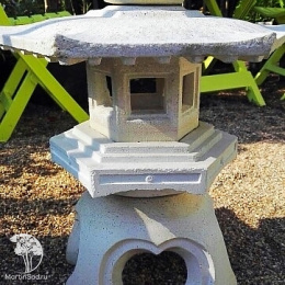 Фонарь Юкими-гата