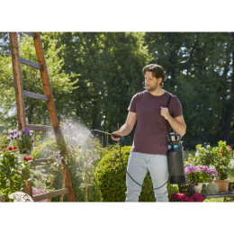 11134-30.000.00 Комплект Gardena: Помповый опрыскиватель 5 л Comfort + Опрыскиватель с рычажным механизмом 0.75 л