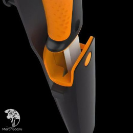 Универсальный нож с точилкой