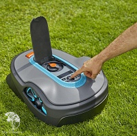 Газонокосилка-робот Gardena SILENO life 750 м²