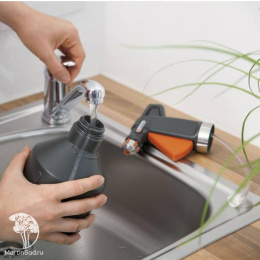 Домашнее садоводство: Опрыскиватель Gardena Premium 1 л